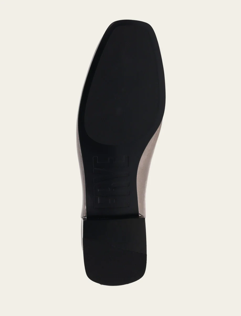 Claire Venetian - Pre-Loved - Image 8