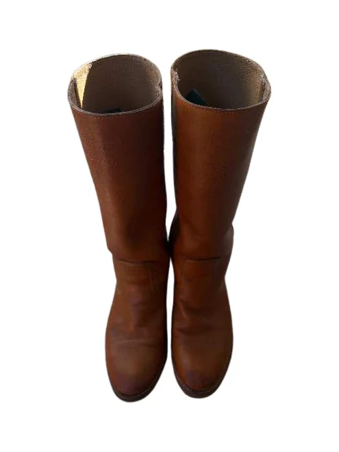 Frye Campus - Pre-Loved