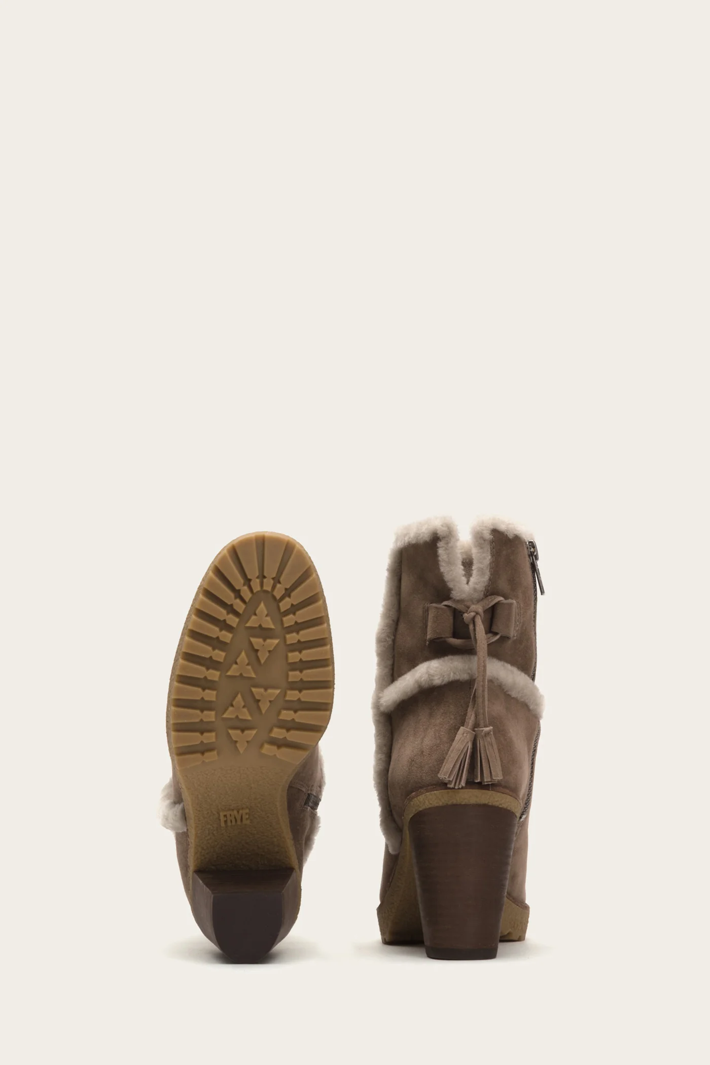 Jen Shearling Short - Pre-Loved - Image 4