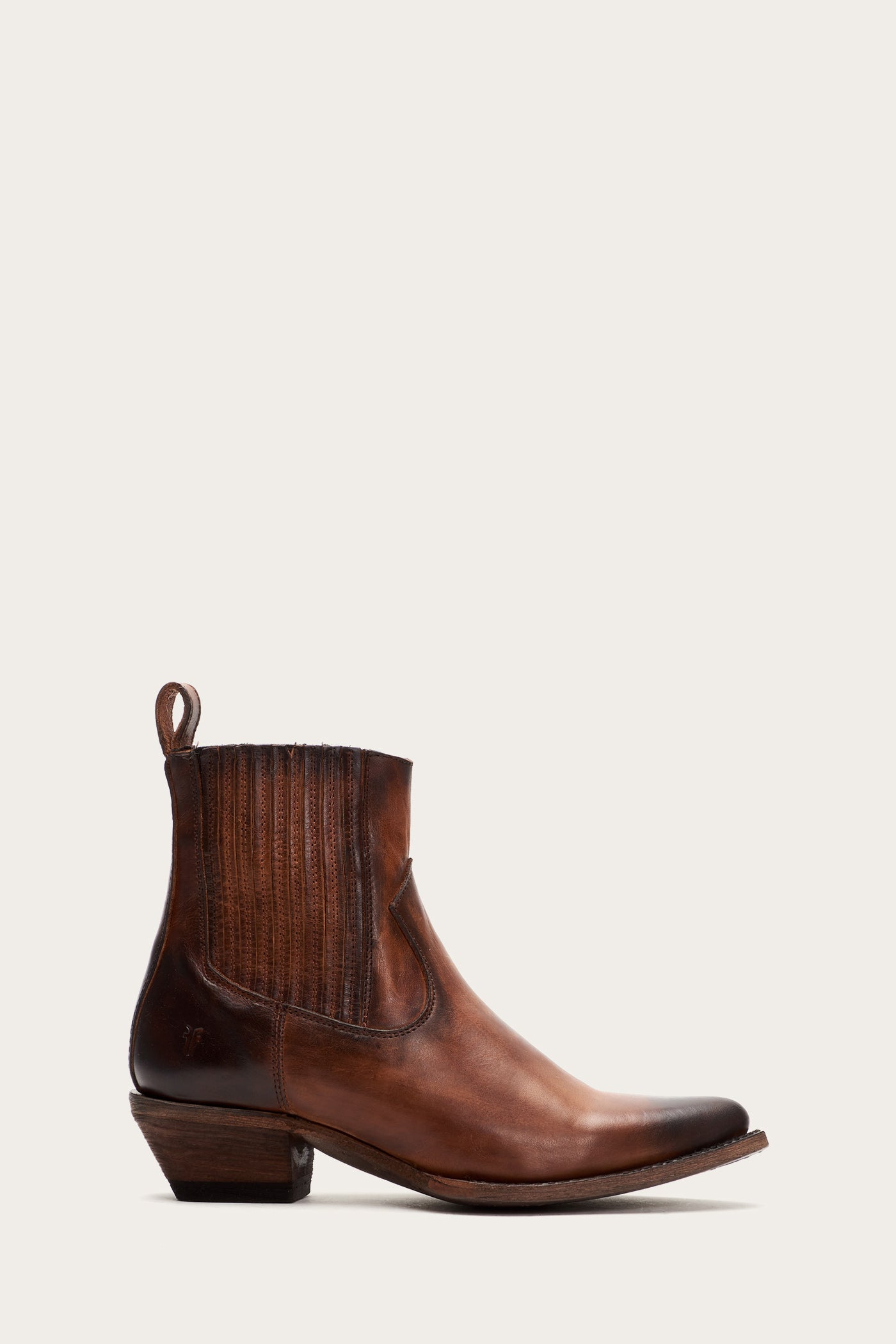 Sacha Chelsea - Frye Found - Image 8